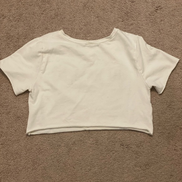 Crop-Top - Picture 2 of 2